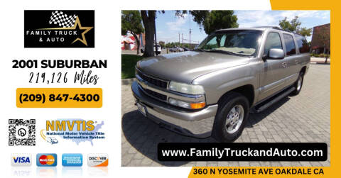 2001 Chevrolet Suburban for sale at Family Truck and Auto in Oakdale CA