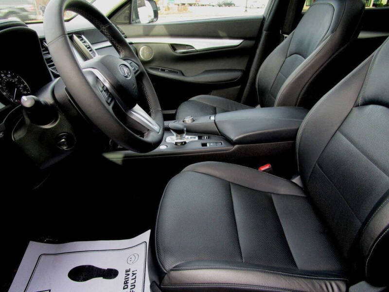 2019 Infiniti QX50 Essential