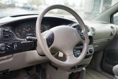 2000 Dodge Grand Caravan LE