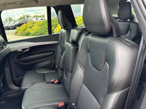 2023 Volvo XC90 B5 Core