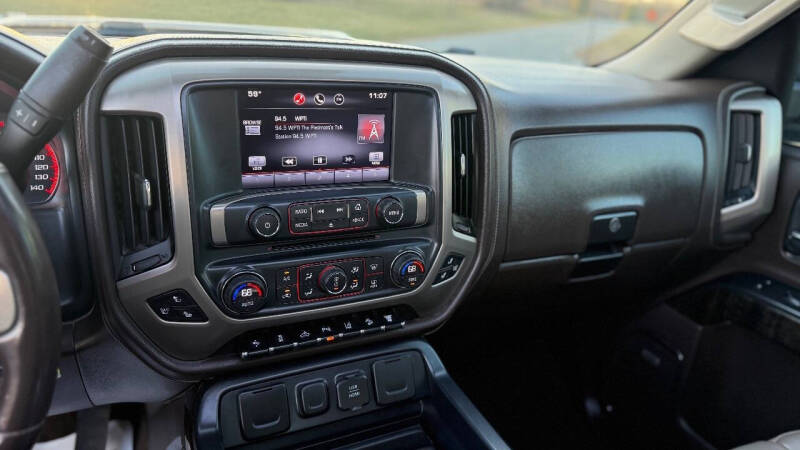 2015 GMC Sierra 2500HD Denali