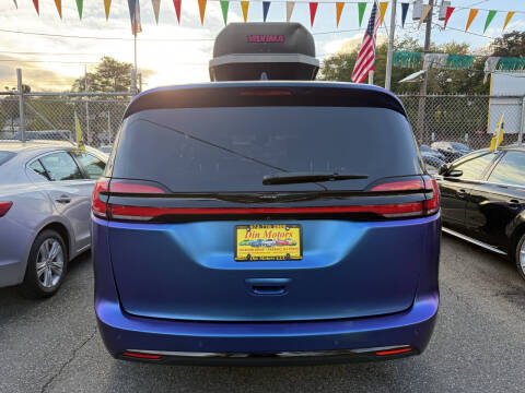 2021 Chrysler Pacifica Touring
