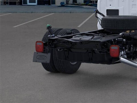 2025 Ford F-350 Super Duty XL