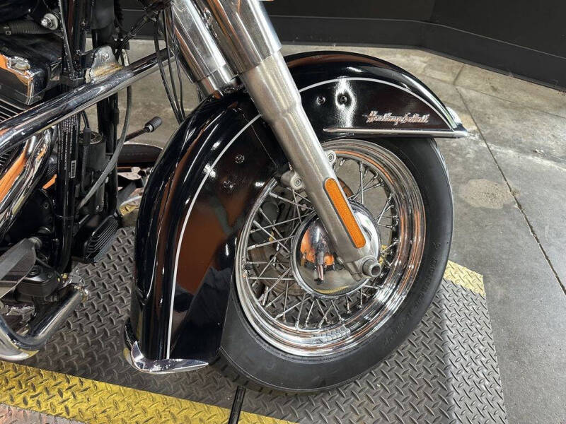 2014 Harley-Davidson FLSTC - Heritage Softail