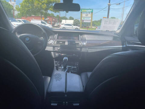2016 BMW 5 Series 528i