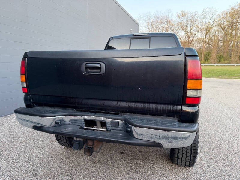 2004 GMC Sierra 2500HD SLT