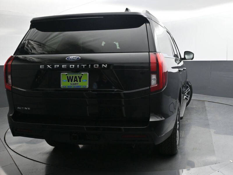 2026 Ford Expedition Active