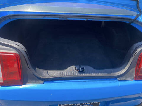 2010 Ford Mustang V6