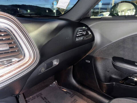 2021 Dodge Challenger