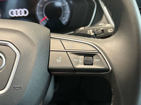 2025 Audi Q5 quattro Premium Plus 40 TFSI