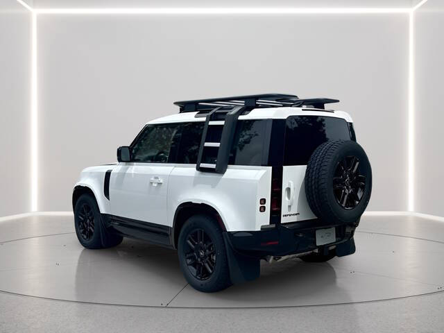2025 Land Rover Defender 90 P400 X-Dynamic SE