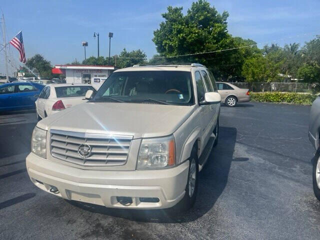 2002 CADILLAC Escalade SUV / Crossover - $5,995