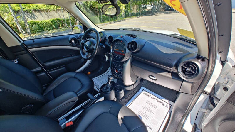 2015 MINI Countryman Cooper