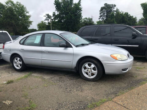 2005 Ford Taurus for sale at AFFORDABLE USED CARS in North Chesterfield VA
