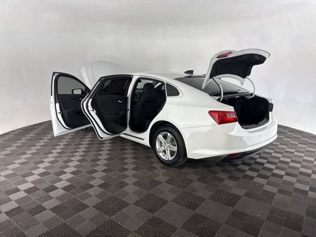 2022 Chevrolet Malibu LS Fleet