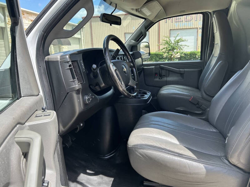 2019 Chevrolet Express 2500