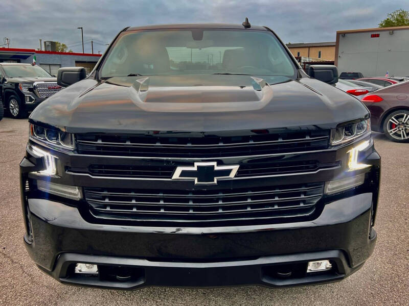 Used 2021 Chevrolet Silverado 1500 RST with VIN 1GCRYEED8MZ214213 for sale in Garland, TX