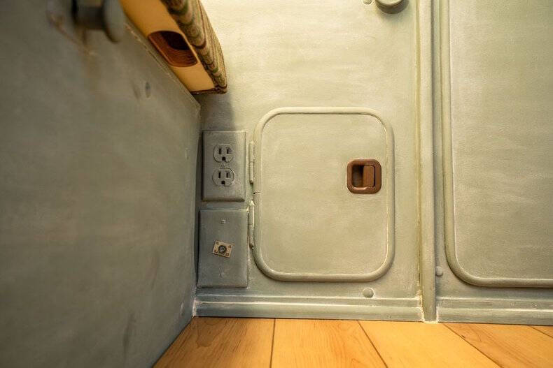 1982 Volkswagen Vanagon Camper
