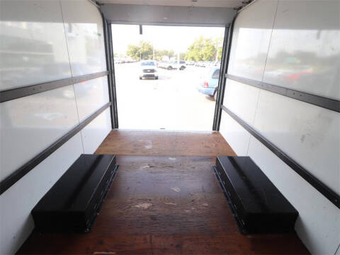 2022 GMC Savana 3500