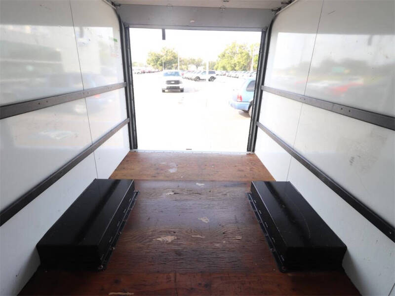 2022 GMC Savana 3500