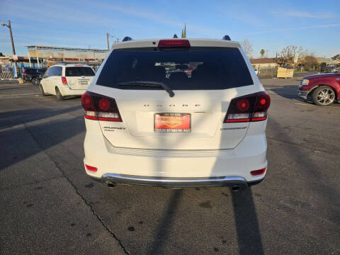 2017 Dodge Journey Crossroad Plus