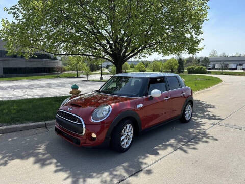 2015 MINI Hardtop 4 Door for sale at Q and A Motors in Saint Louis MO