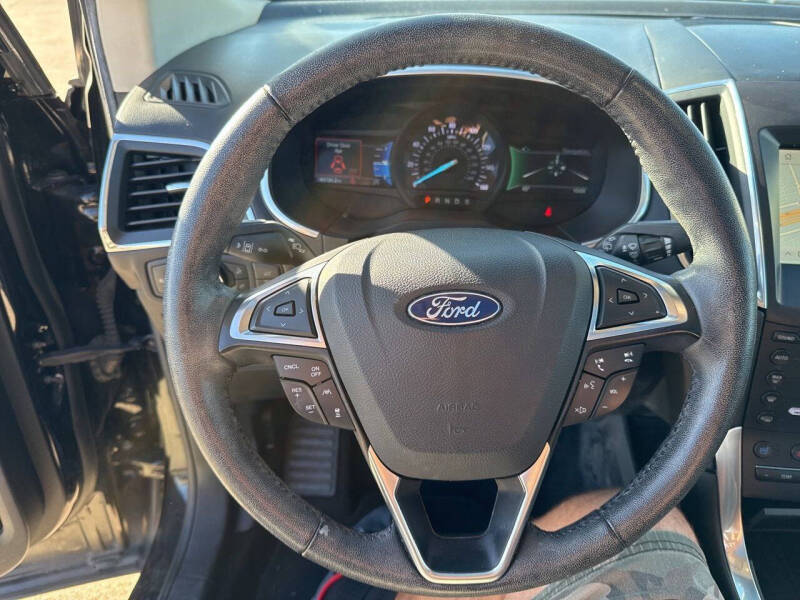 2019 Ford Edge Titanium