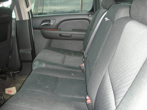 2011 Chevrolet Avalanche LS