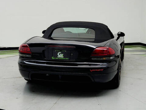 2005 Dodge Viper SRT-10