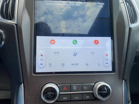 2021 Ford Edge Titanium
