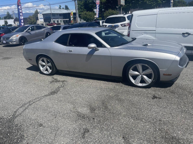 2008 Dodge Challenger SRT8