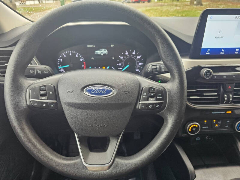 2021 Ford Escape SE photo 15