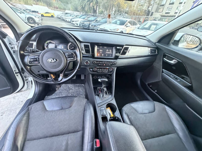 2017 Kia Niro EX