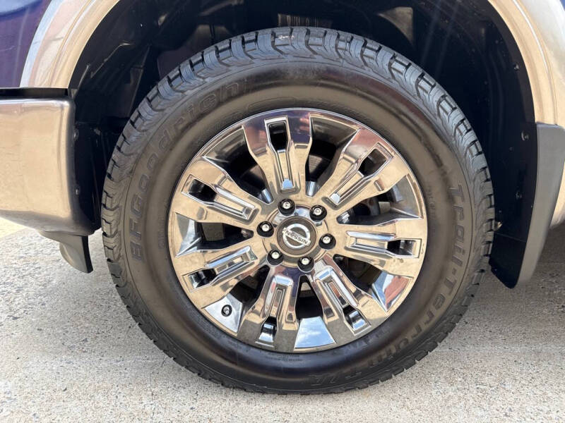 2017 Nissan Titan S