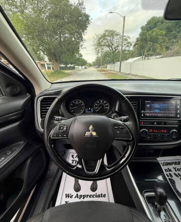 2019 Mitsubishi Outlander