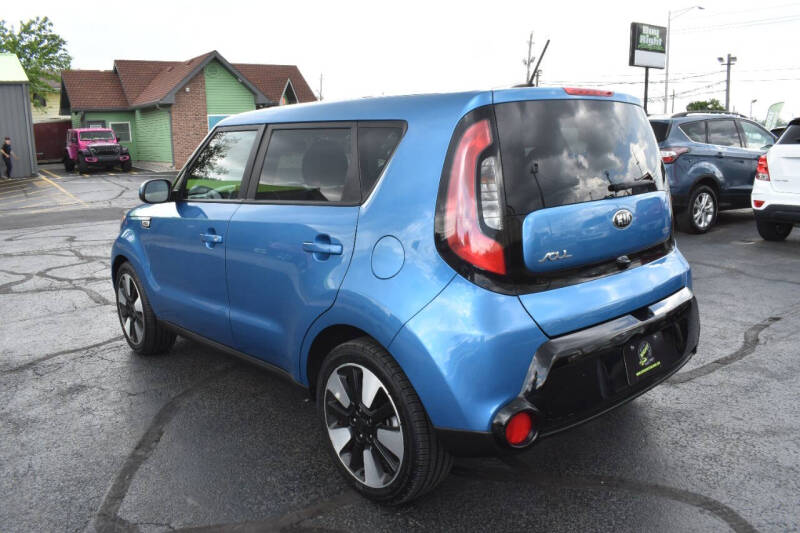 2016 Kia Soul +