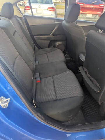 2012 Mazda MAZDA3 i Touring