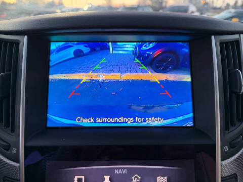 2015 Infiniti Q50 Premium