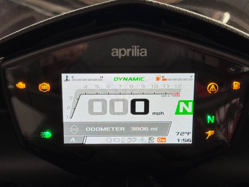 2021 Aprilia Tuono 660