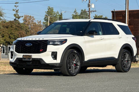 2025 Ford Explorer ST