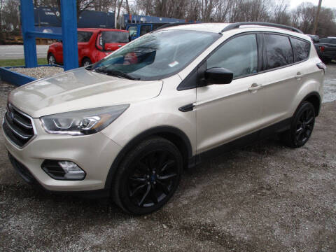 2018 Ford Escape for sale at PENDLETON PIKE AUTO SALES in Ingalls IN