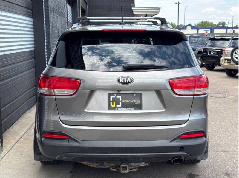 2016 Kia Sorento LX V6
