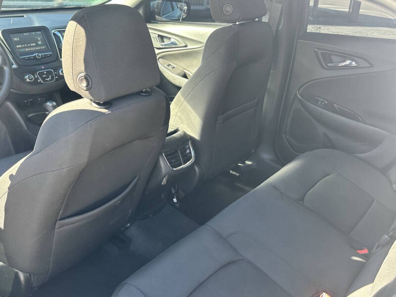 2017 Chevrolet Malibu LT