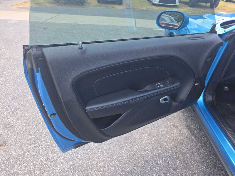 2016 Dodge Challenger SXT