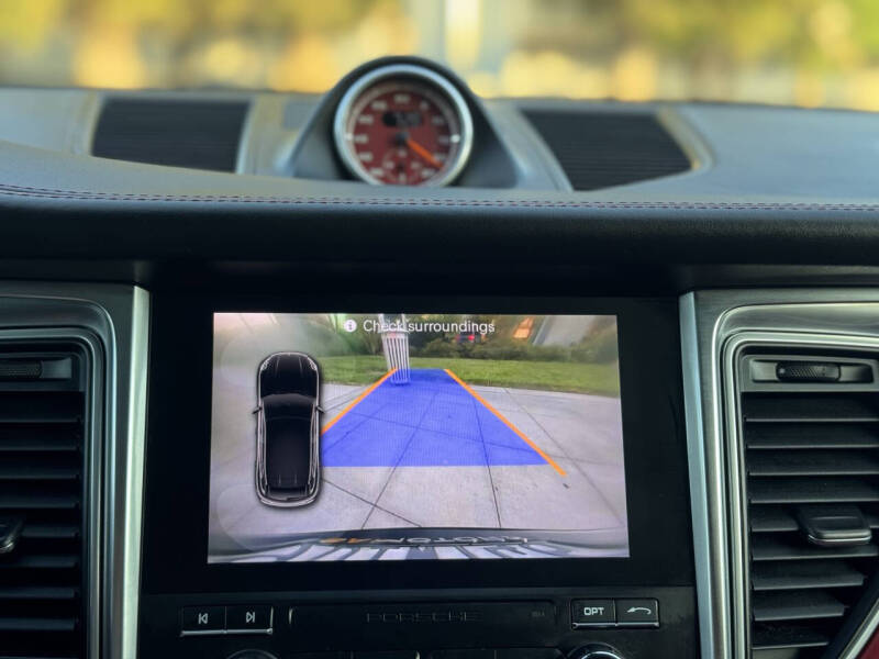 2018 Porsche Macan GTS