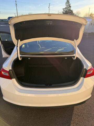 2021 Chevrolet Malibu LS Fleet