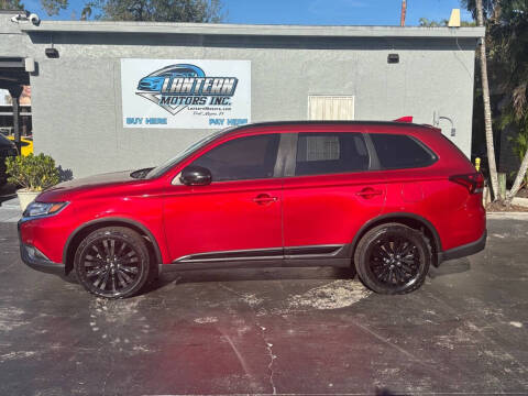 2020 Mitsubishi Outlander SE