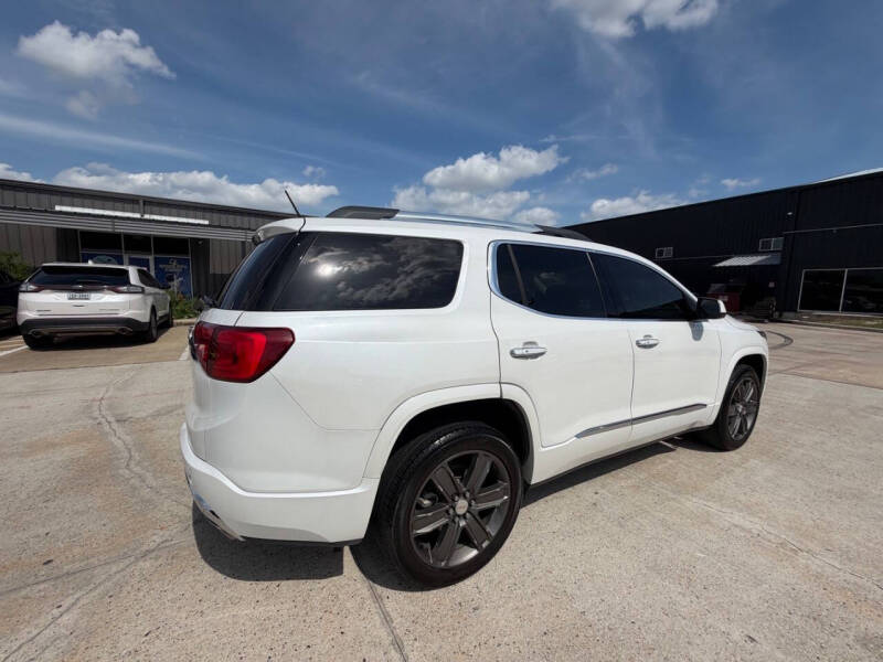 2019 GMC Acadia Denali