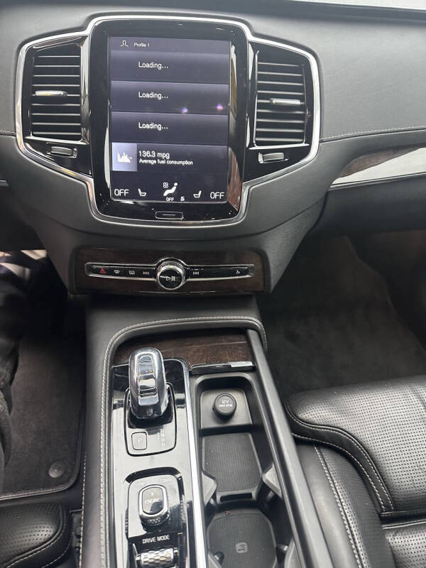 2017 Volvo XC90 T8 eAWD Inscription