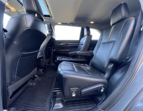 2018 Toyota Highlander SE